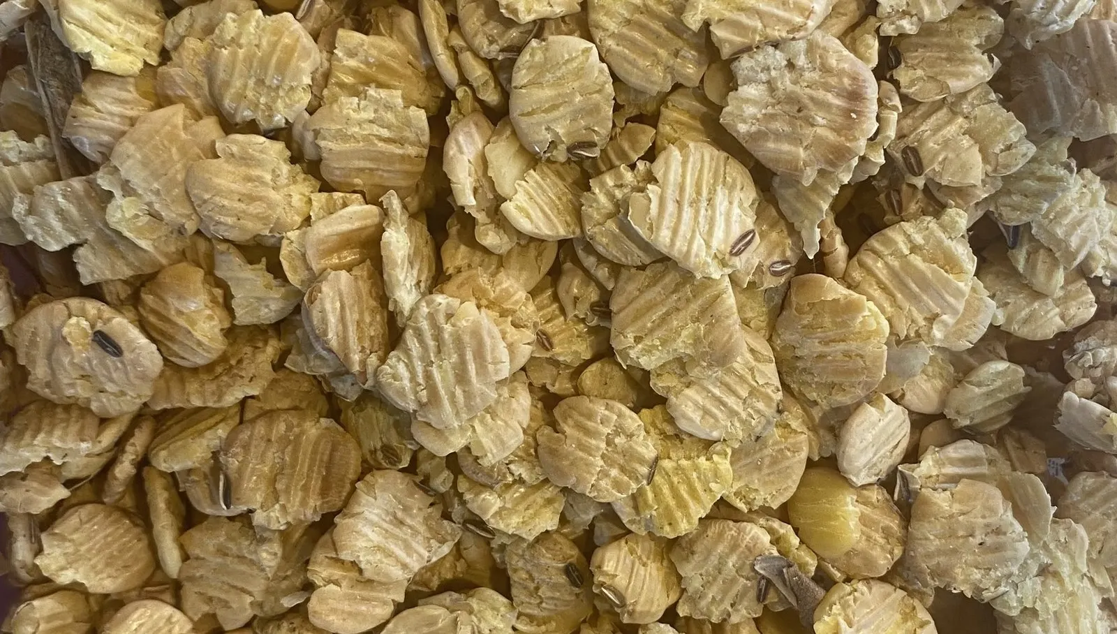 Steam-Flaked Soybeans
